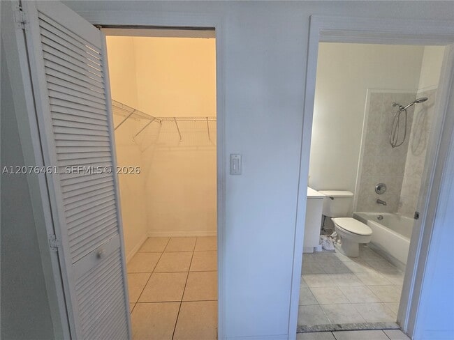 Building Photo - 21500 SW 87th Ct