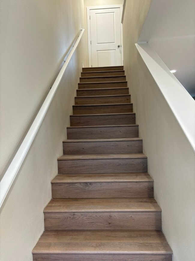 Building Photo - $2295.00 - BRAND NEW - Mid Town - OFF STRE...