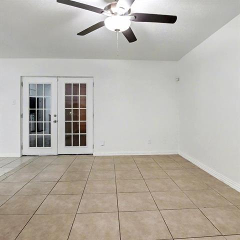 Building Photo - 6510 Cinnamon Oaks Dr