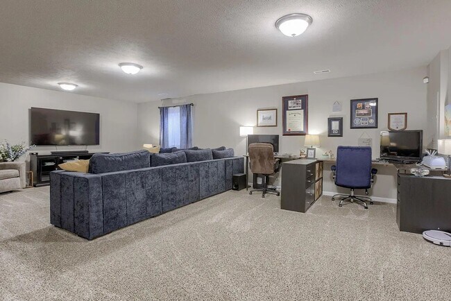 Building Photo - Hyda Hills Ranch For Rent Near Offutt AFB