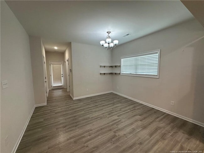 Building Photo - 158 Ledgebrook Ln