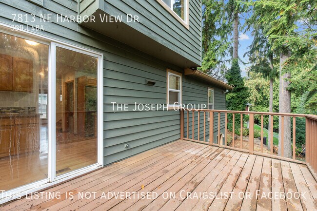 Building Photo - 3-bedroom, 3.5-bathroom charmer in Poulsbo!