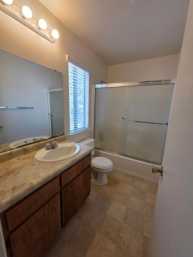 Building Photo - 2808 W Mission Ct