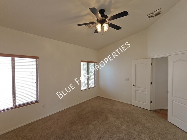 Building Photo - 5322 W Olivine Dr