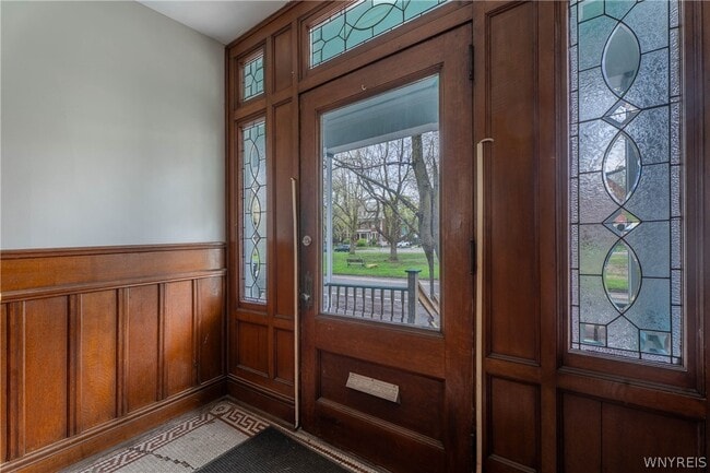 Building Photo - 117 Bidwell Pkwy