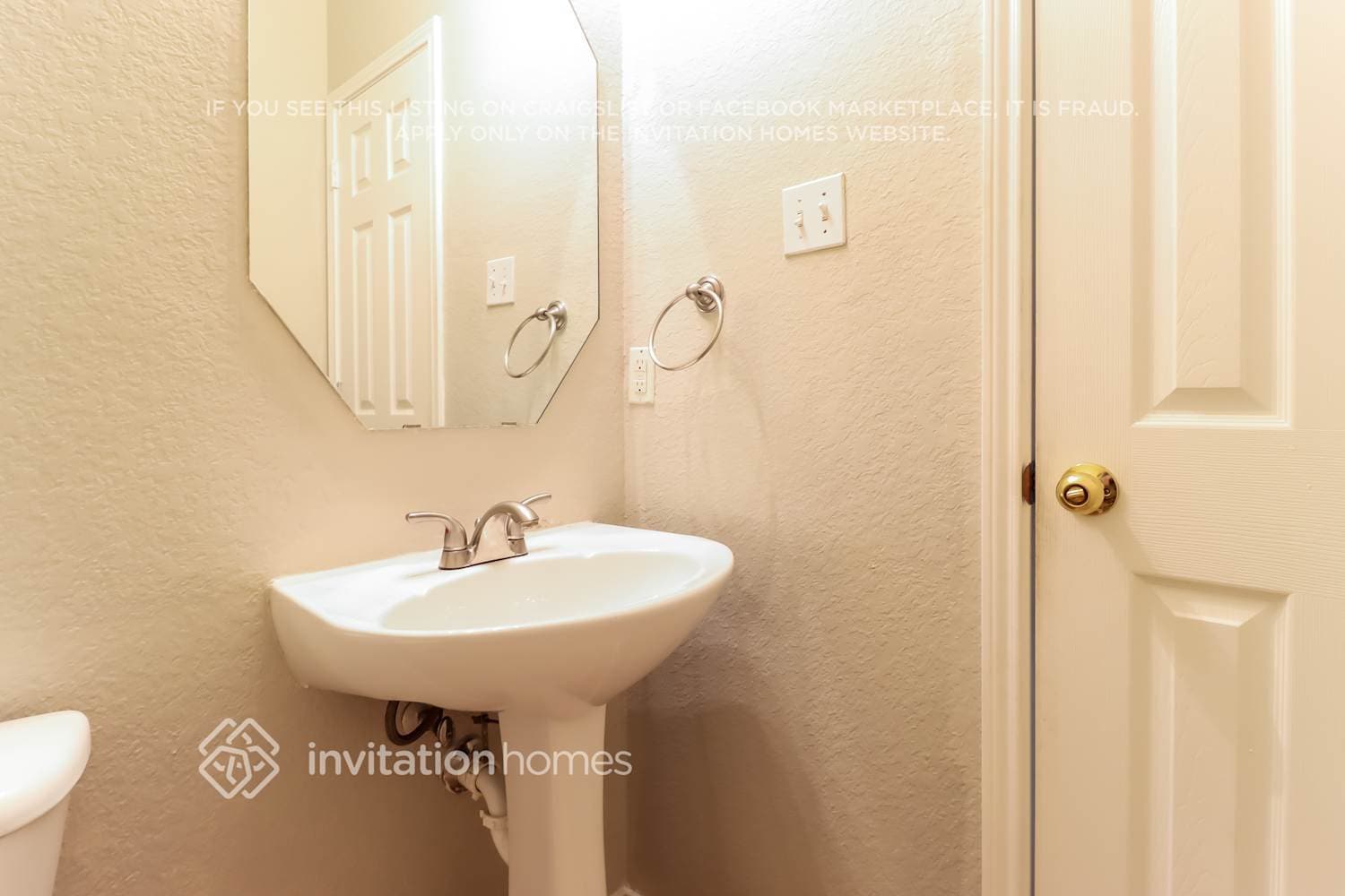 Building Photo - 807 Yellow Tavern Ct