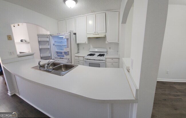 Building Photo - 200 Glynn Addy Dr