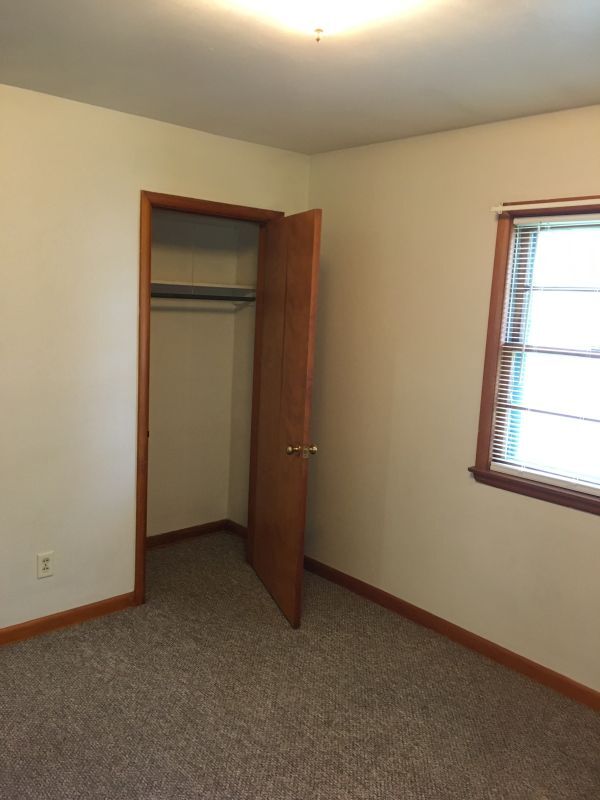 Bedroom 2 Closet - 139 6th Ave SW