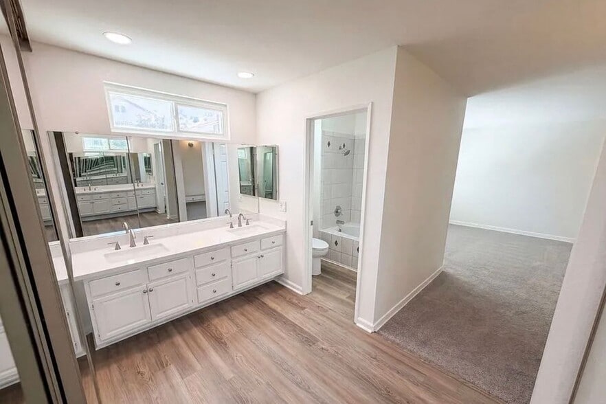 Building Photo - 1338 Cll Galante