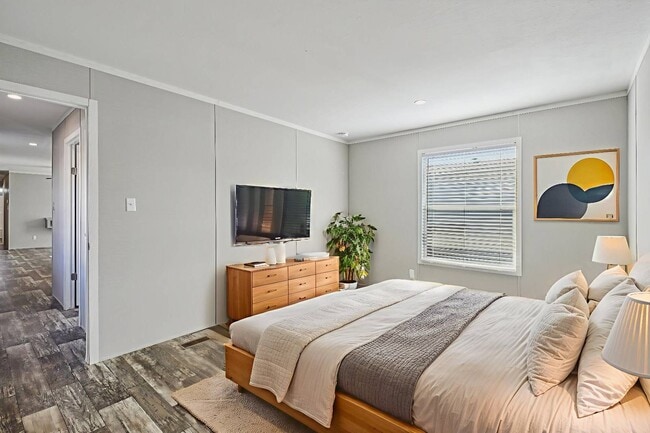 Building Photo - 1607 American Dr