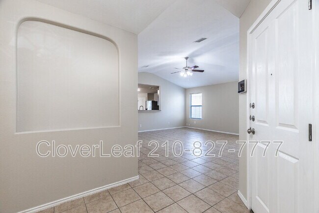 Building Photo - 9810 Magnolia Run