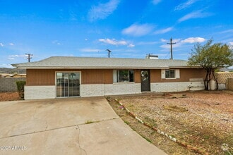 Building Photo - 13 E Desert Dr
