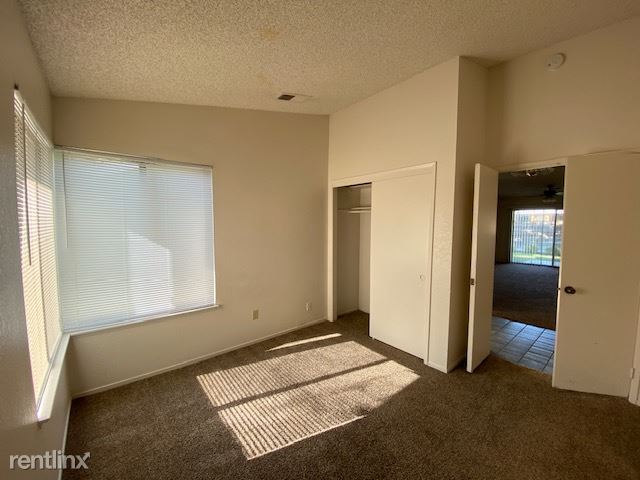 Building Photo - 3 br, 2 bath Condo - 1809 South Cain Court