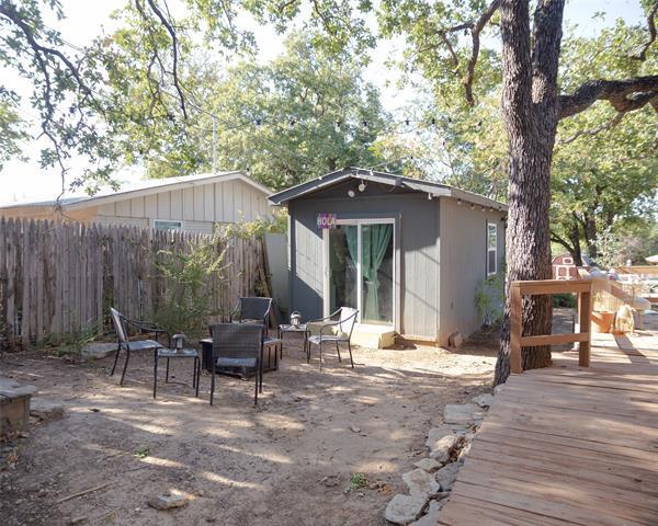Building Photo - 702 Western Hills Trail