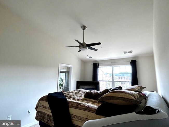 Building Photo - 11397 Sandhurst Pl