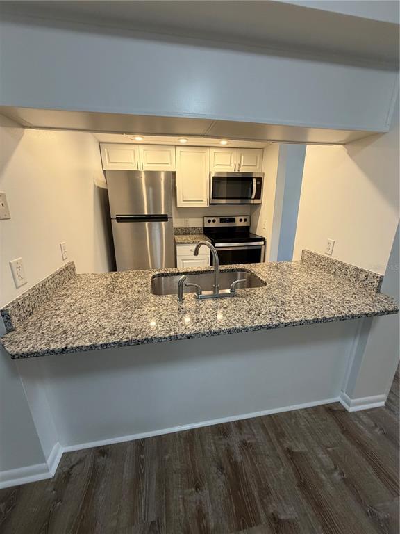 Building Photo - 4508 S Oak Dr