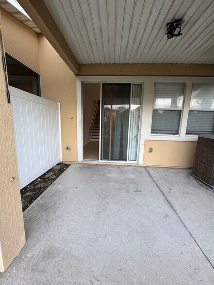 Building Photo - 2391 White Sands Dr