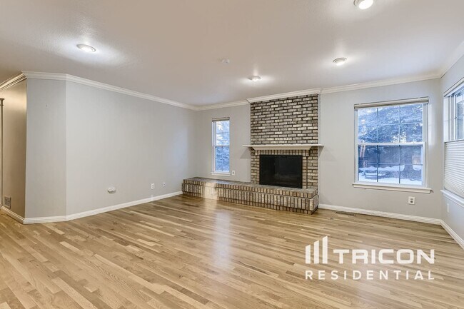 Building Photo - 7319 Rochester Ct