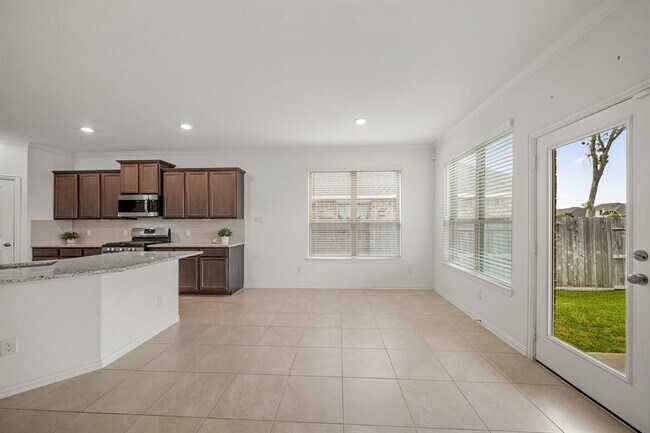 Building Photo - 1706 Country Air Ln
