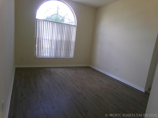 Building Photo - 3014 SW Segovia St