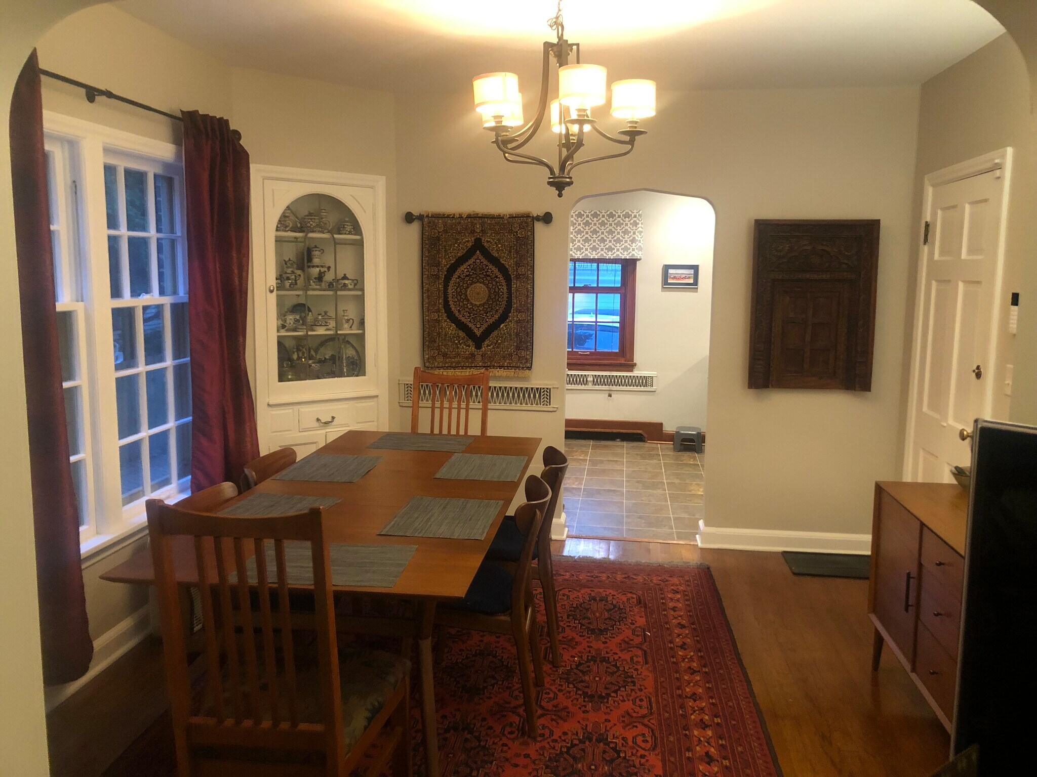 Dinning room - 4119 N Newhall St