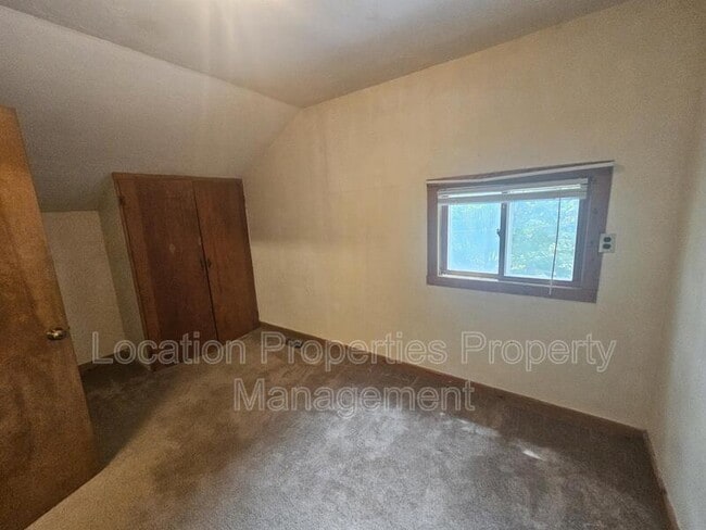 Building Photo - 925 Alabama St