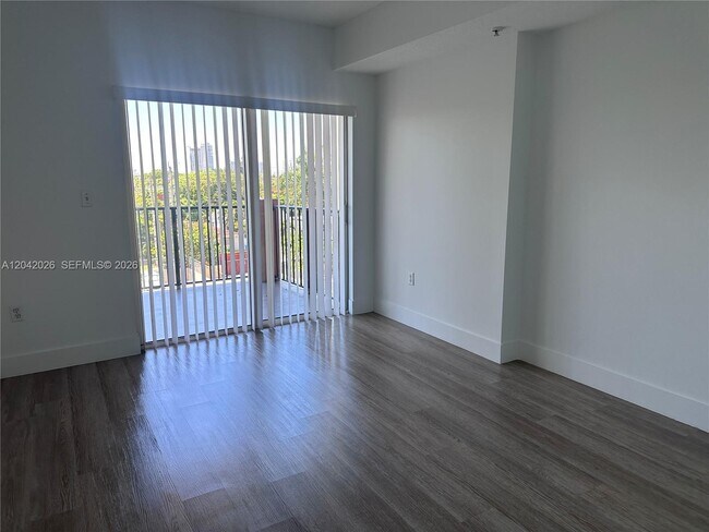 Building Photo - 3410 Coral Wy