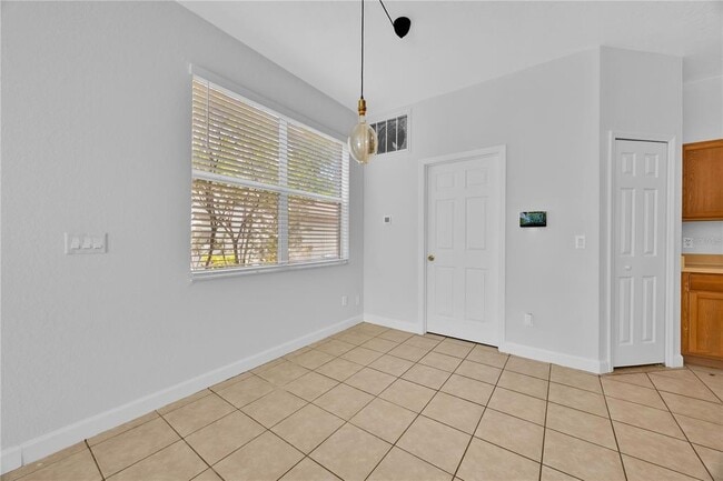 Building Photo - 164 Cork Way