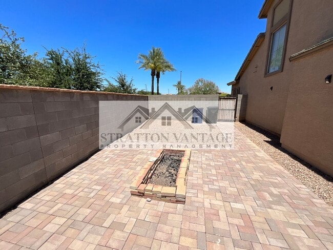 Building Photo - 2874 S Nielson St