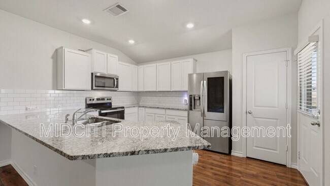 Building Photo - 221 Tule Canyons