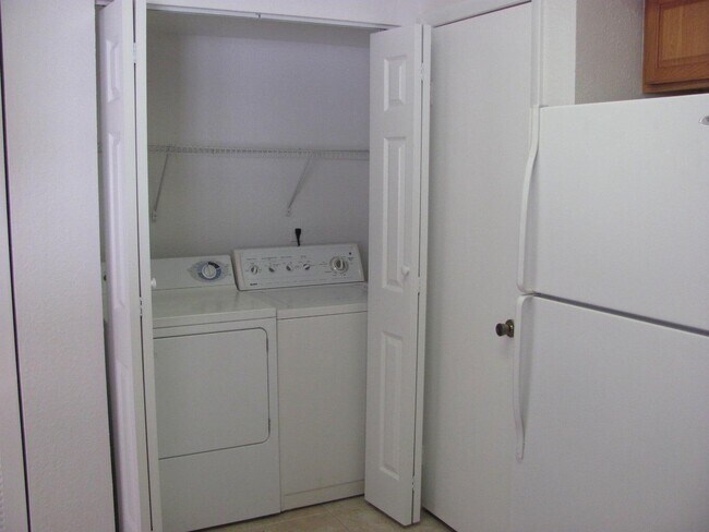 Building Photo - 815 Boynton Beach Blvd