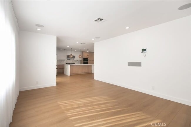 Building Photo - 22539 Dolorosa St