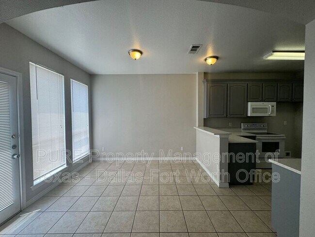 Building Photo - 4000 Cottage Park Ct