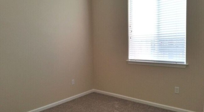 Building Photo - For Rent in The Springs, Minden NV