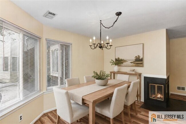 Building Photo - 1068 Schmidt Ln