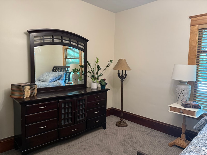 Building Photo - 2334 Brewster St