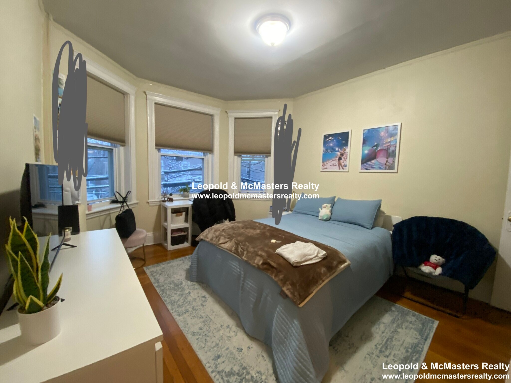 Building Photo - 38 Gardner St