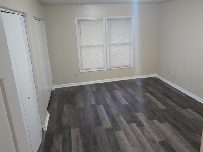 Building Photo - New Rental Available-Move In Ready