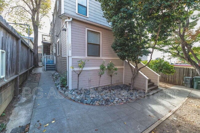 Building Photo - 639 Carolina St