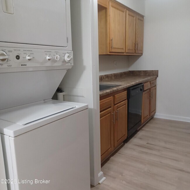 Building Photo - 3507 Lodge Ln