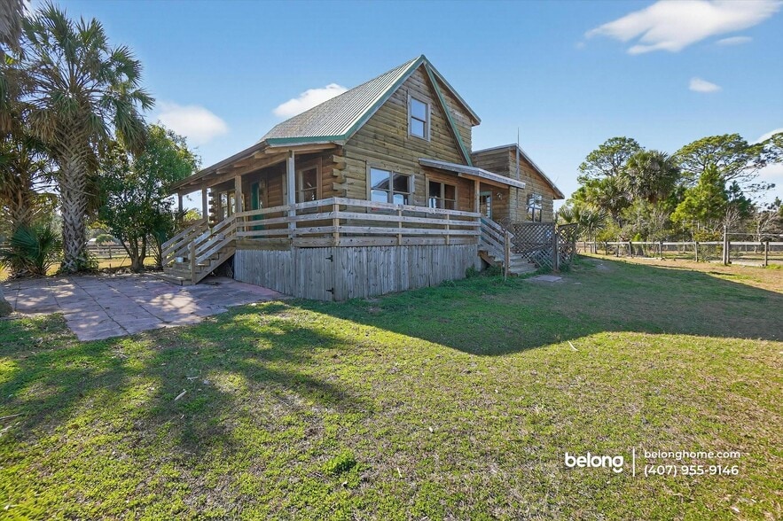 Building Photo - 1330 Niatross St