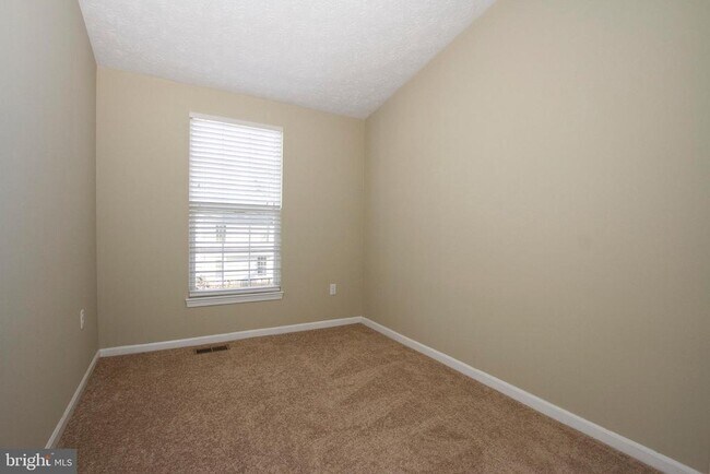 Building Photo - 2269 Lea Ct
