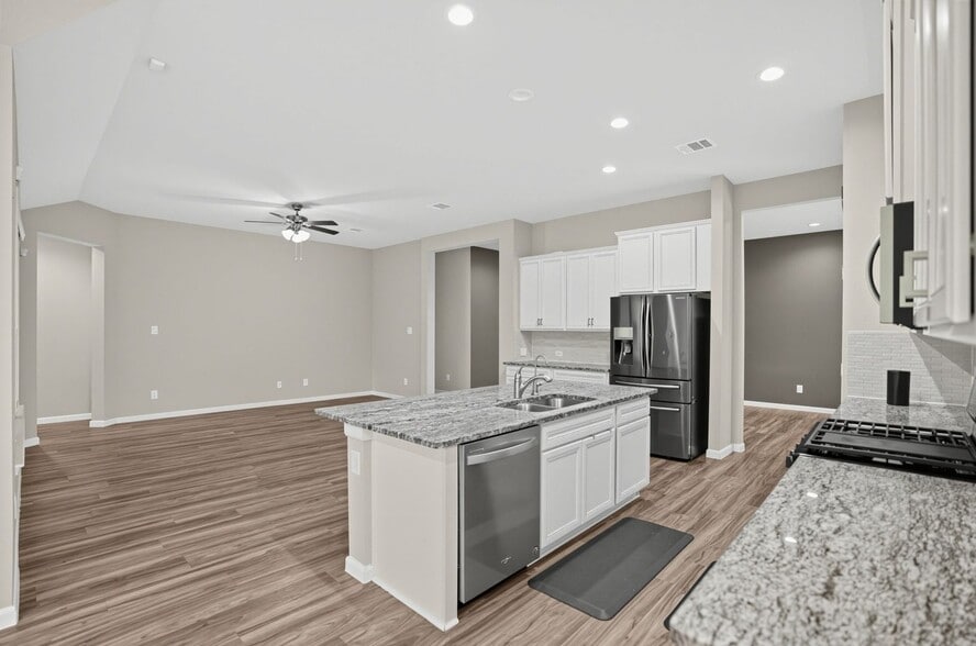 Building Photo - 8822 Vasco