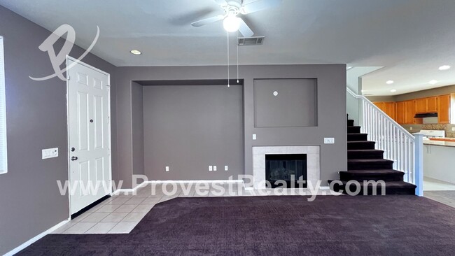 Building Photo - 4 Bed, 2.5 Bath Victorville Home!