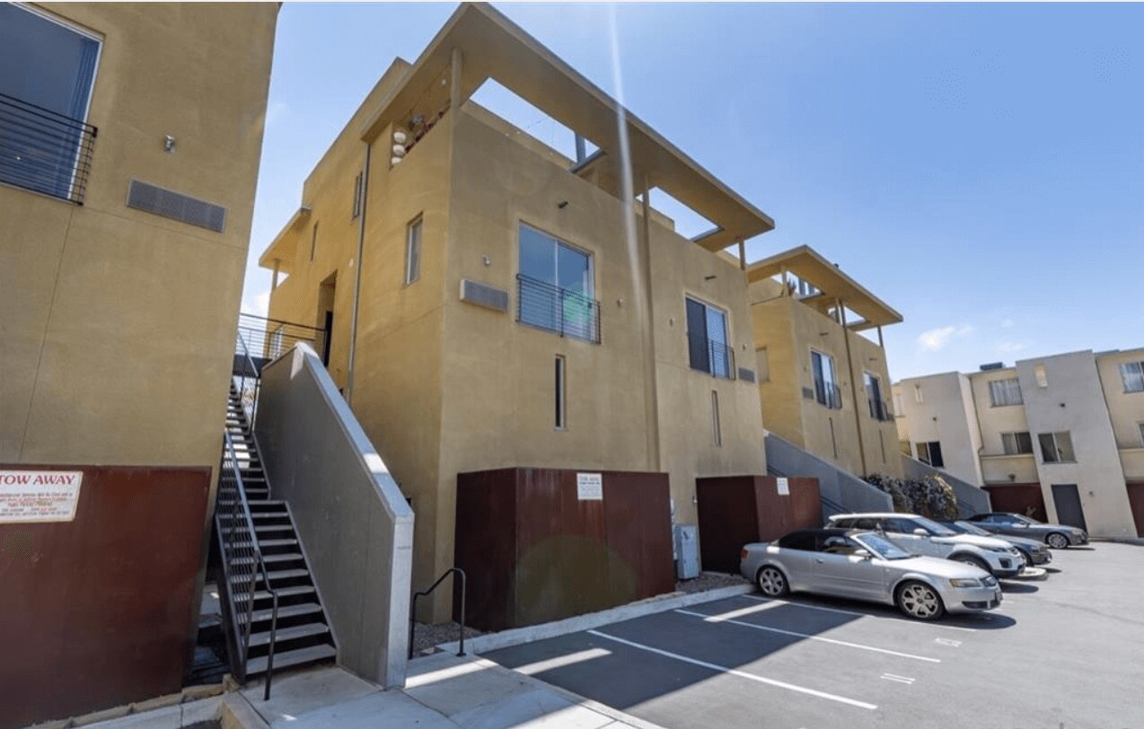 Building Photo - 948 G St