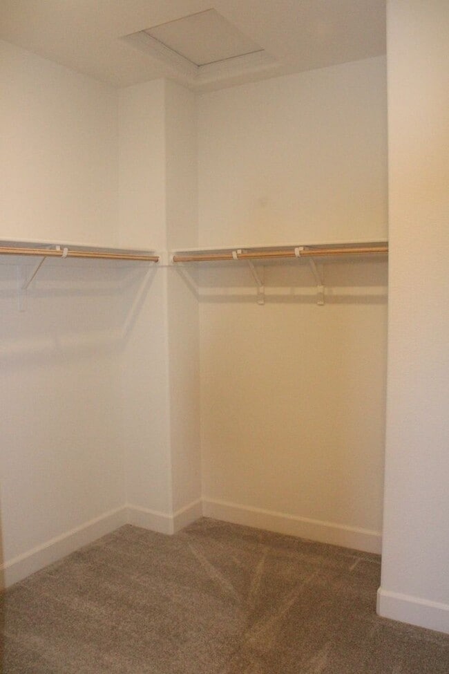 Building Photo - 4 Bedroom / 3 Bath House with Solar in San Marco Community-Close to Bart!