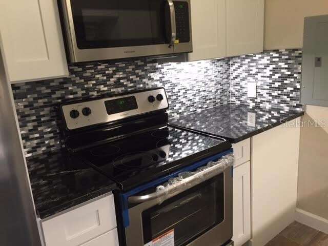 Building Photo - 520 70th St N