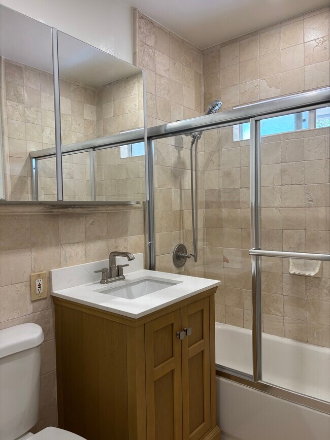 Bathroom - 4301 Jasmine Ave