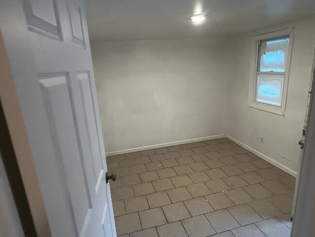 Building Photo - 509 N Wildwood Blvd