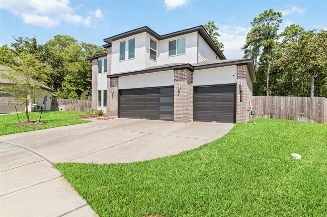 Building Photo - 10332 Rainbow Cove Ln